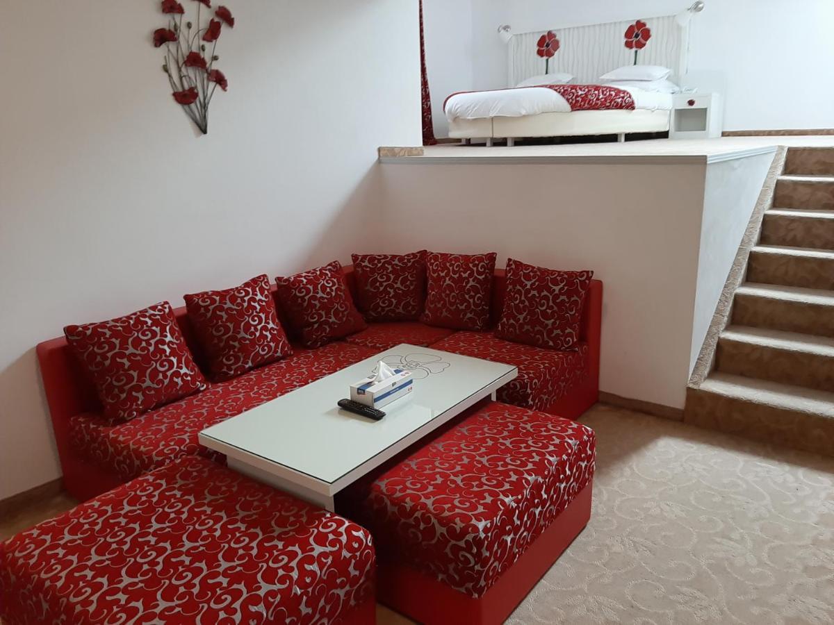 אורוויצה Hotel Condor מראה חיצוני תמונה