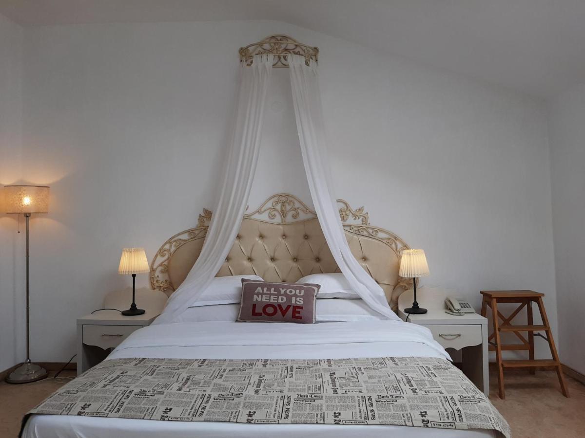 אורוויצה Hotel Condor מראה חיצוני תמונה