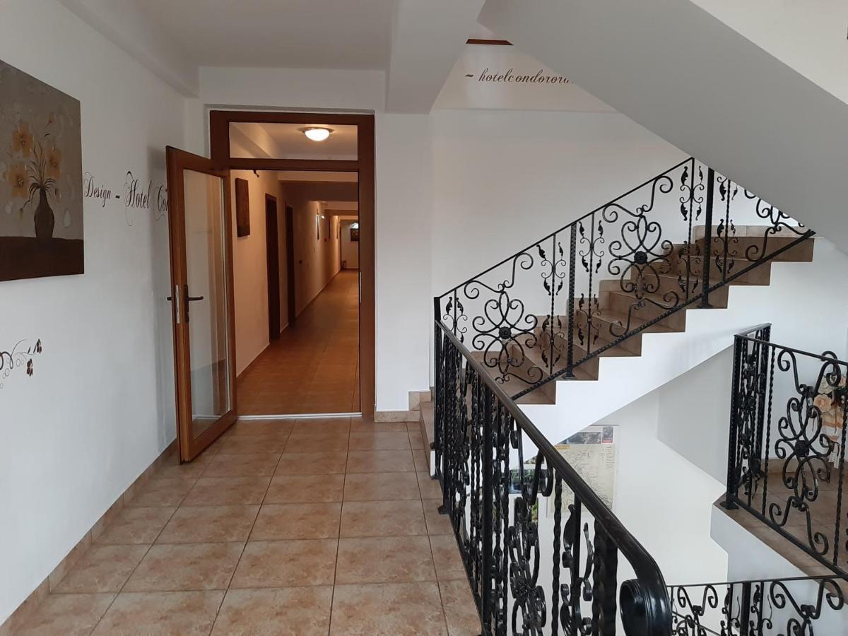 אורוויצה Hotel Condor מראה חיצוני תמונה